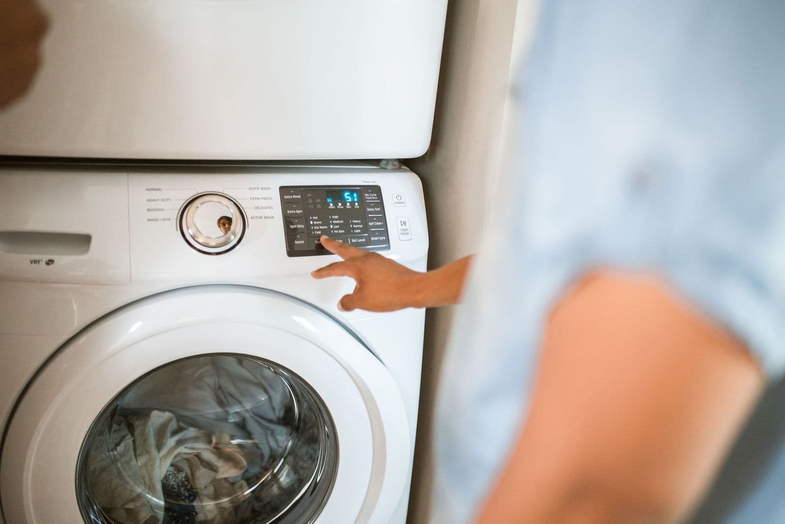 Codes d’erreur d’électroménagers : les familles les plus courantes et quoi faire avant d’appeler